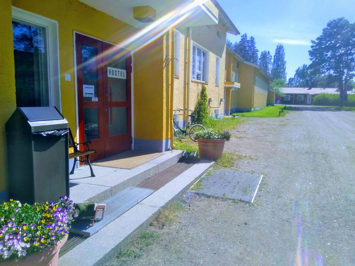 Hostel Vanha Koulu Monola Екстер'єр фото